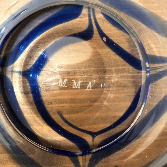 MMA METROPOLITAN MUSEUM OF ART BLOWN GLASS BOWL PORTUGAL BLUE SWIRL DESIGN 10.5 - Picture 4 of 7